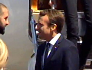 Τι είπαν Μακρόν - Τζανακόπουλος στο «Ελευθέριος Βενιζέλος» για τον τυφώνα Ιρμα